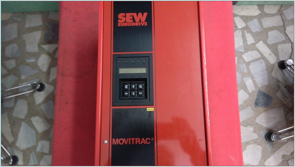 SEW EURODRIVE 3011-403-4-00 16KVA FREKANS ARTTIRICI